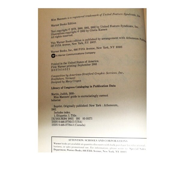 Miss Manners’ Guide to Excruciatingly Correct Behavior Vintage  Etiquette - Picture 6 of 7